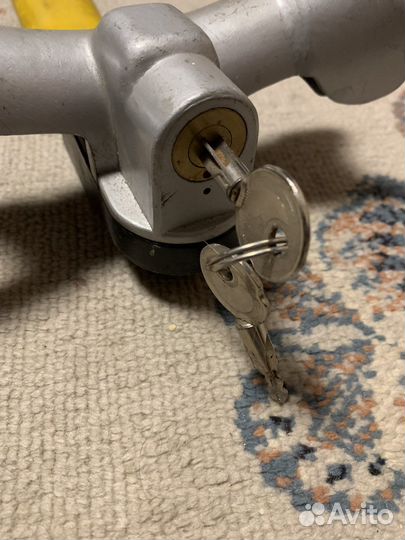 Блокировка на руль