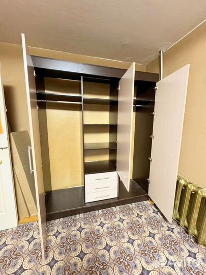 Шкаф распашной бу