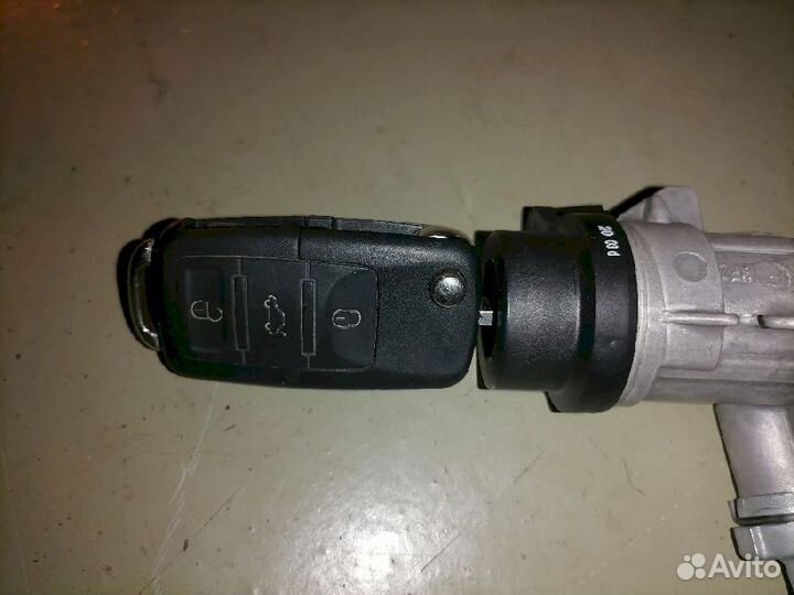 Замок зажигания Volkswagen Passat b5+ 3B6 4B090585