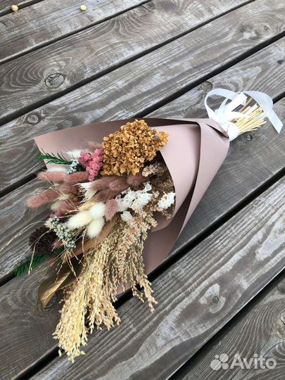 Букеты из сухоцветов
