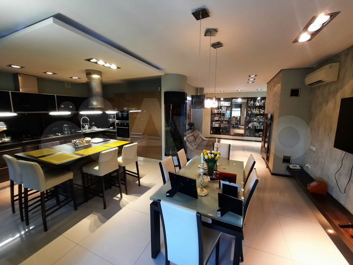 4-к. квартира, 226,4 м², 5/9 эт.