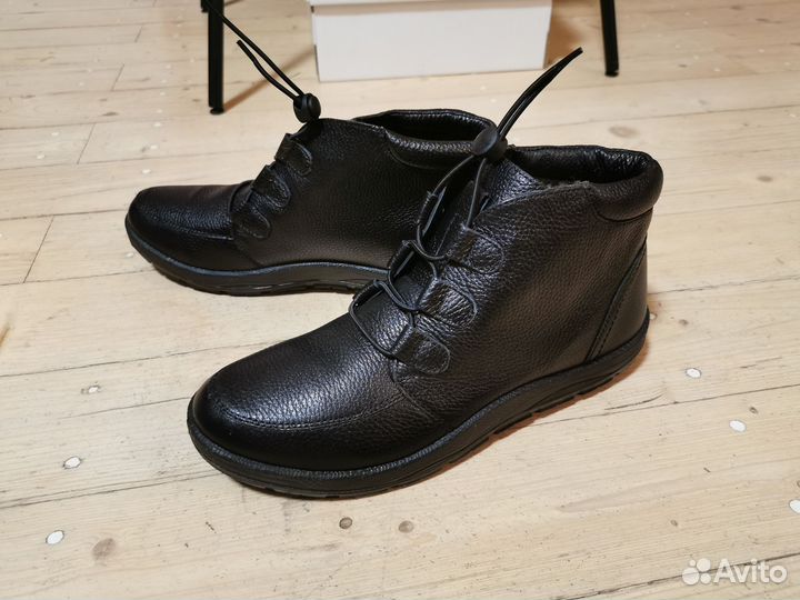 Полуботинки женские 42 размер