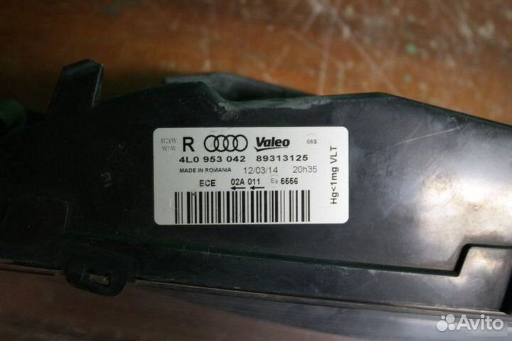 Ходовой огонь передний правый Audi Q7 2005-2010