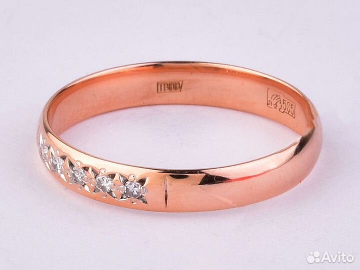 Кольцо Золото с бриллиантами