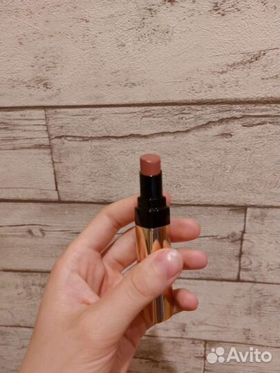 Помада Воbbi brown