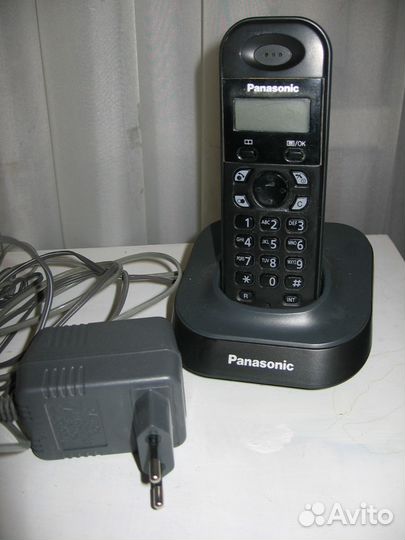 Стационарный телефон с автоответчиком Panasonic