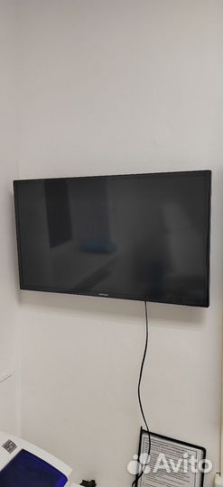 Телевизор Samsung 32 дюйма