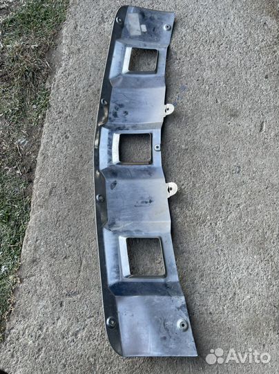 W 164 GL 164 хром накладка переднего бампера