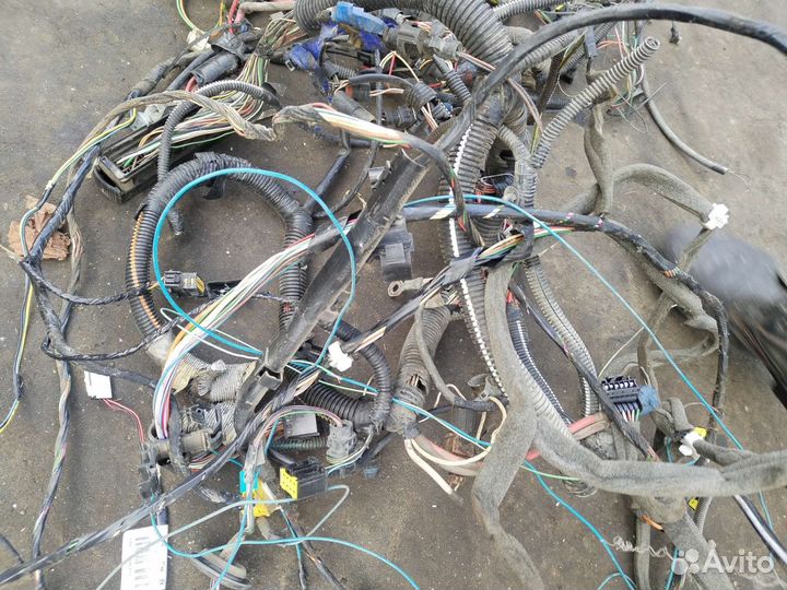 Проводка Рено Симбол 2003г 1.4 к7J мт