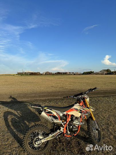 RegulMoto Athlete 250