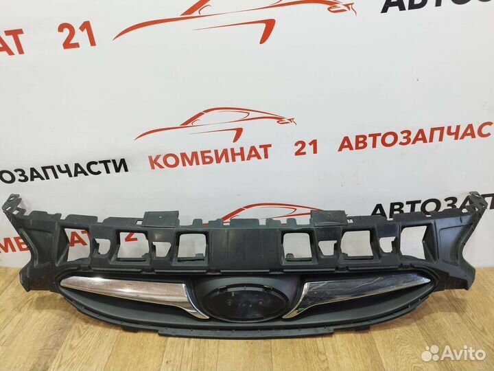 Решетка радиатора Hyundai Solaris 1 2010-2014