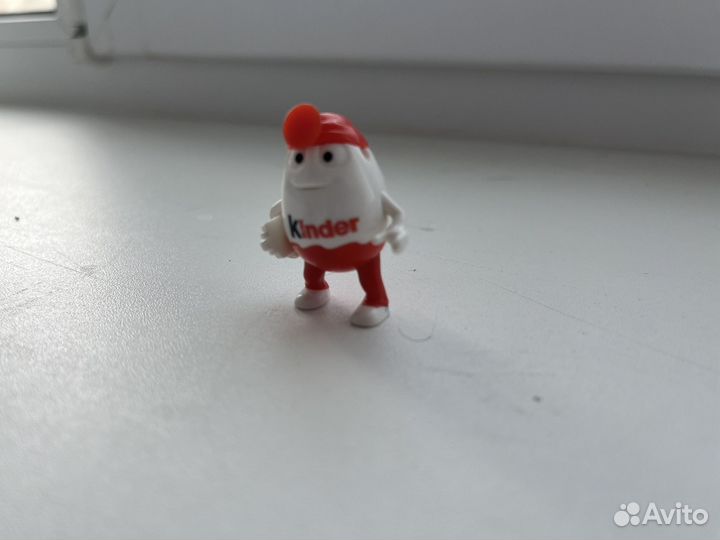 Игрушки из киндер сюрприза