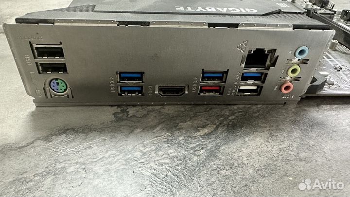 Материнская плата z490 ud gigabyte