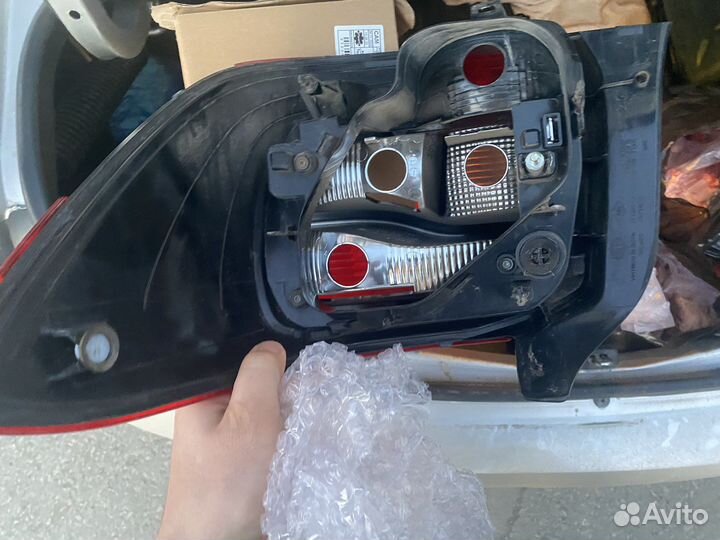 Фара задняя левая Reno Logan 2