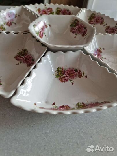 Набор тарелок