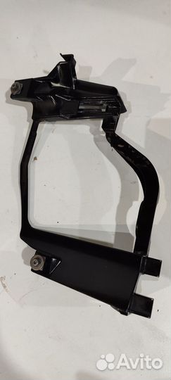 Кронштейн фары BMW e60 61