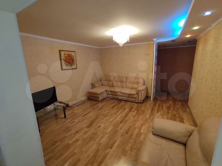 2-к. квартира, 58 м², 12/17 эт.