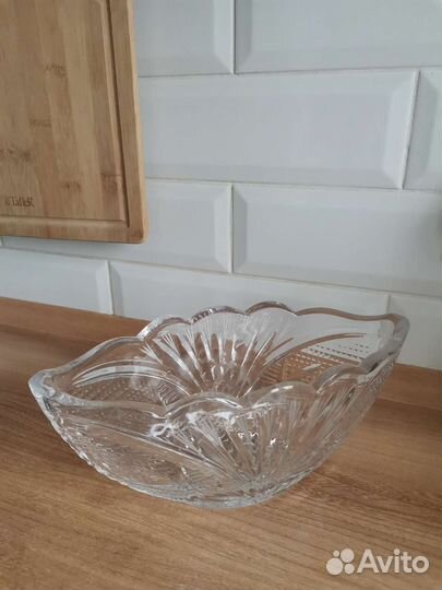 Хрустальная салатница лодочка
