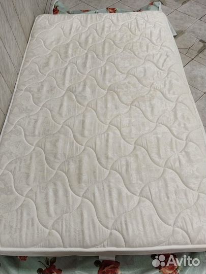 Кровать девянная