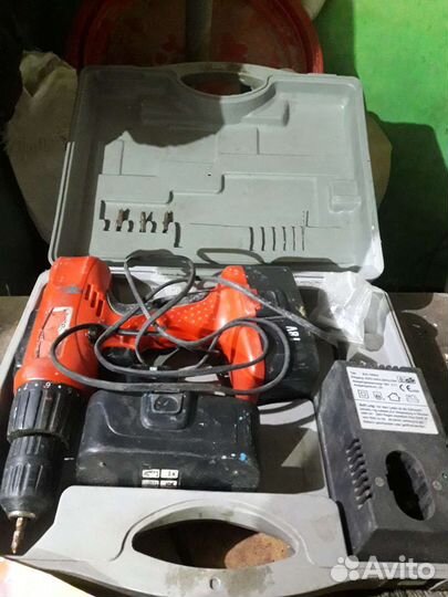 Шуруповерт omax