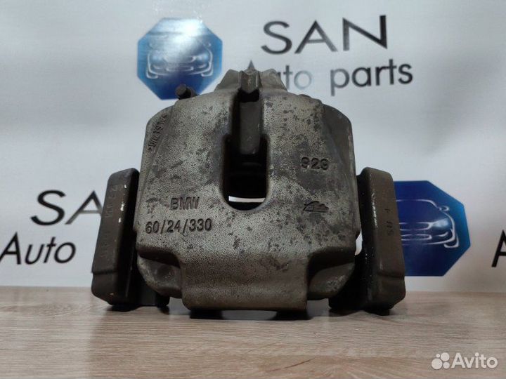 Суппорт тормозной передний левый Bmw 5 F10 N52B25