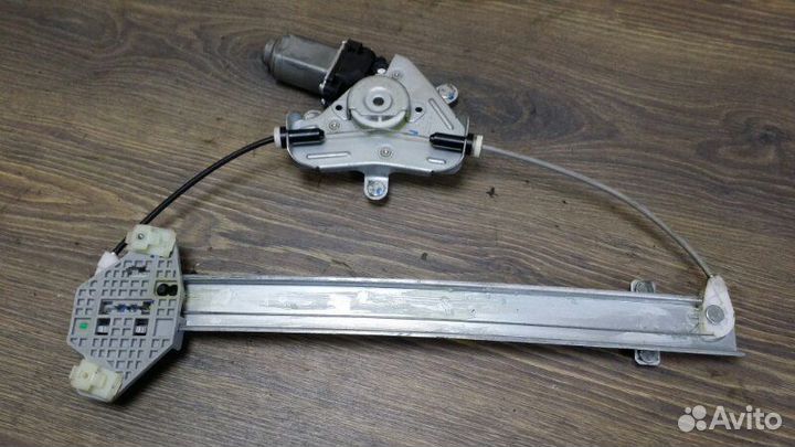 Стеклоподъемник передний правый Hyundai Solaris RB