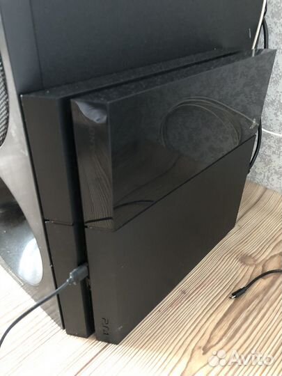 Игровая приставка Ps4 с играми
