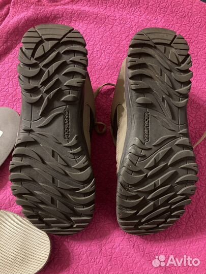 Кроссовки трекинговые
