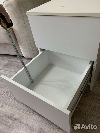 Тумбочка прикроватная