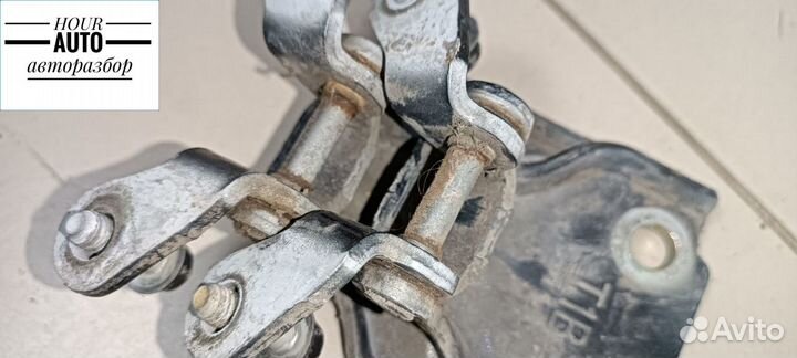 Петля двери передней правой Chevrolet Lanos 2007