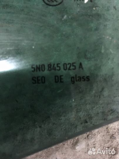 5n0845025a VW Tiguan стекло задней левой двери