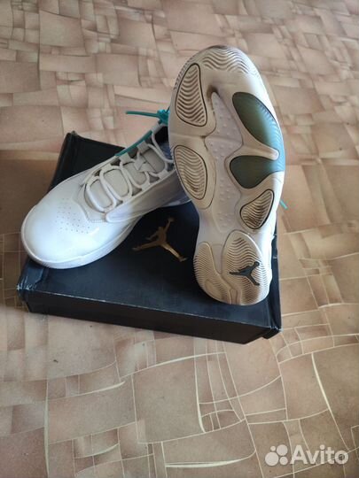 Jordan max aura 4 оригинал