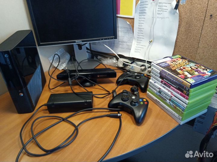 Xbox 360e + kinect + 12 лиц. игр
