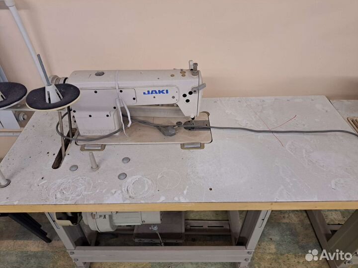 Швейная машинка jaki