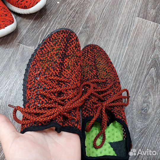 Кроссовки пакетом 3 шт. 38 размер