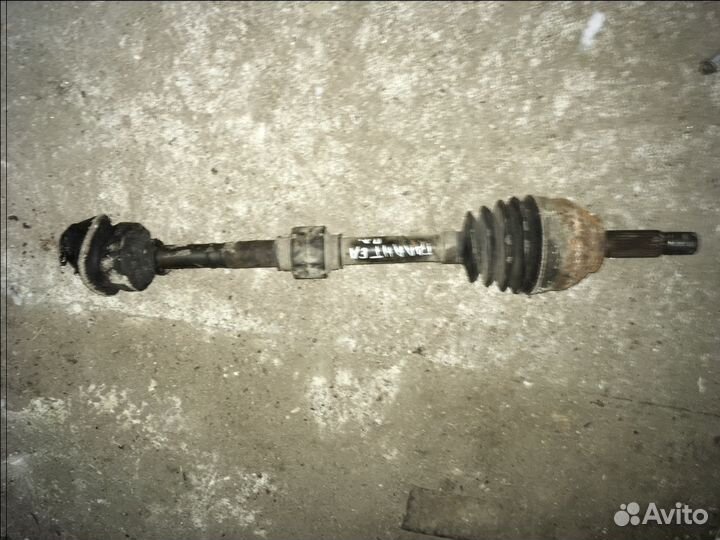 Полуось левая Mitsubishi Galant EA 97-03год