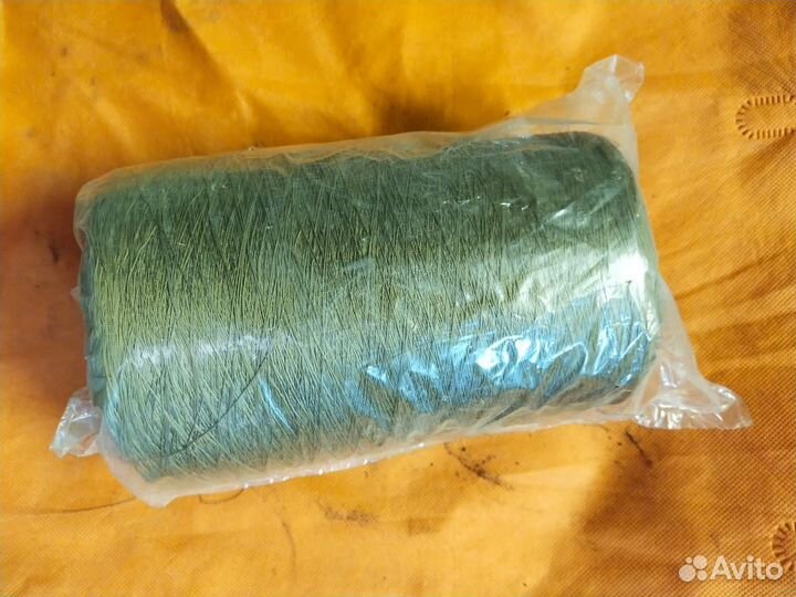 Нитки армированные швейные, 5000 м (цвет: зеленые)