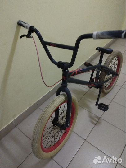 Трюковой велосипед bmx
