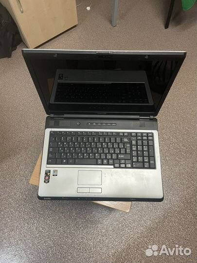 Ноутбук toshiba
