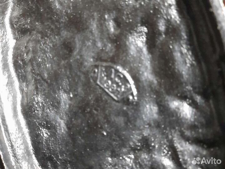 Чугунная скульп. воляющийся Медведь