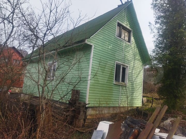 Дом 58 м² на участке 6 сот.