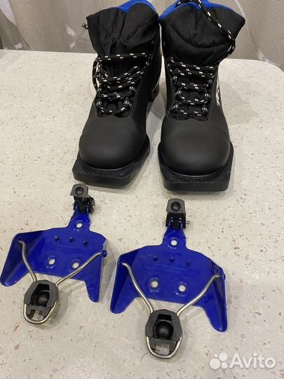 Лыжные ботинки