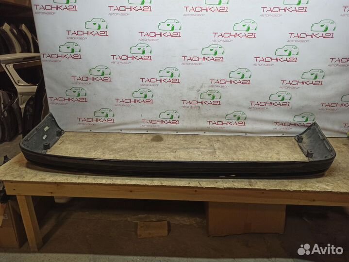 Накладка заднего бампера Toyota LC 200 (2015+)