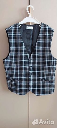 Жилетка для мальчика школьная 140