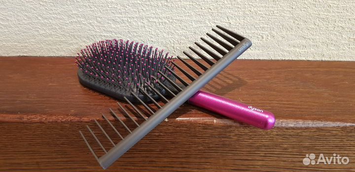 Расческа Dyson