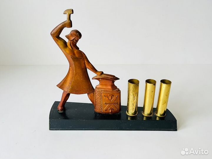 Письменный прибор ссср. Кузнец