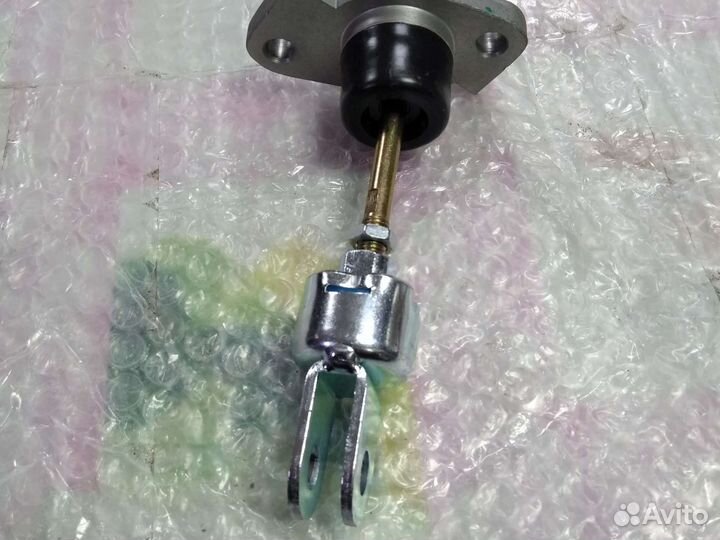 Главный цилиндр сцепления Шевроле Лачетти