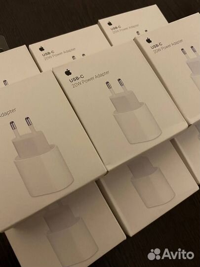 Зарядка на iPhone 20w