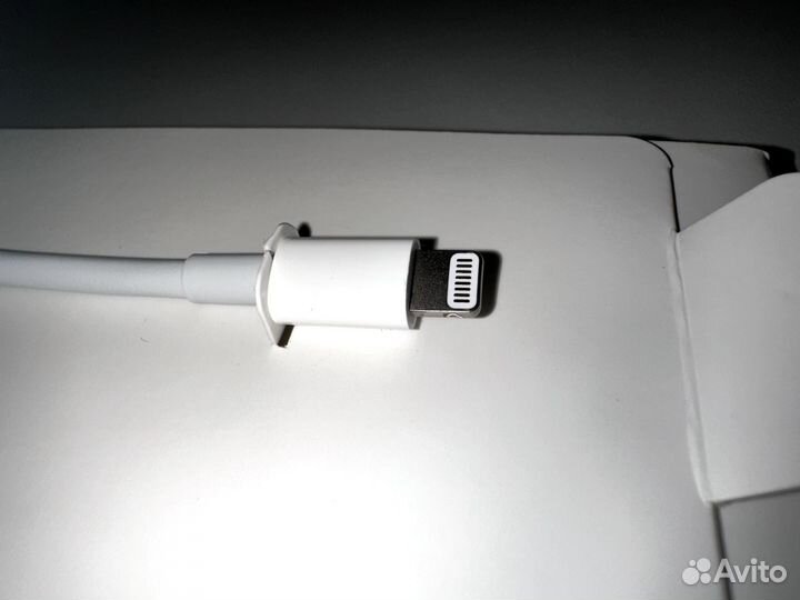 Переходник для iPod, iPhone, iPad (MD826ZM/A)