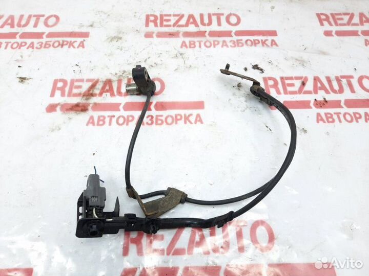 Датчик abs передний правый Mazda Mazda6 GG LF18